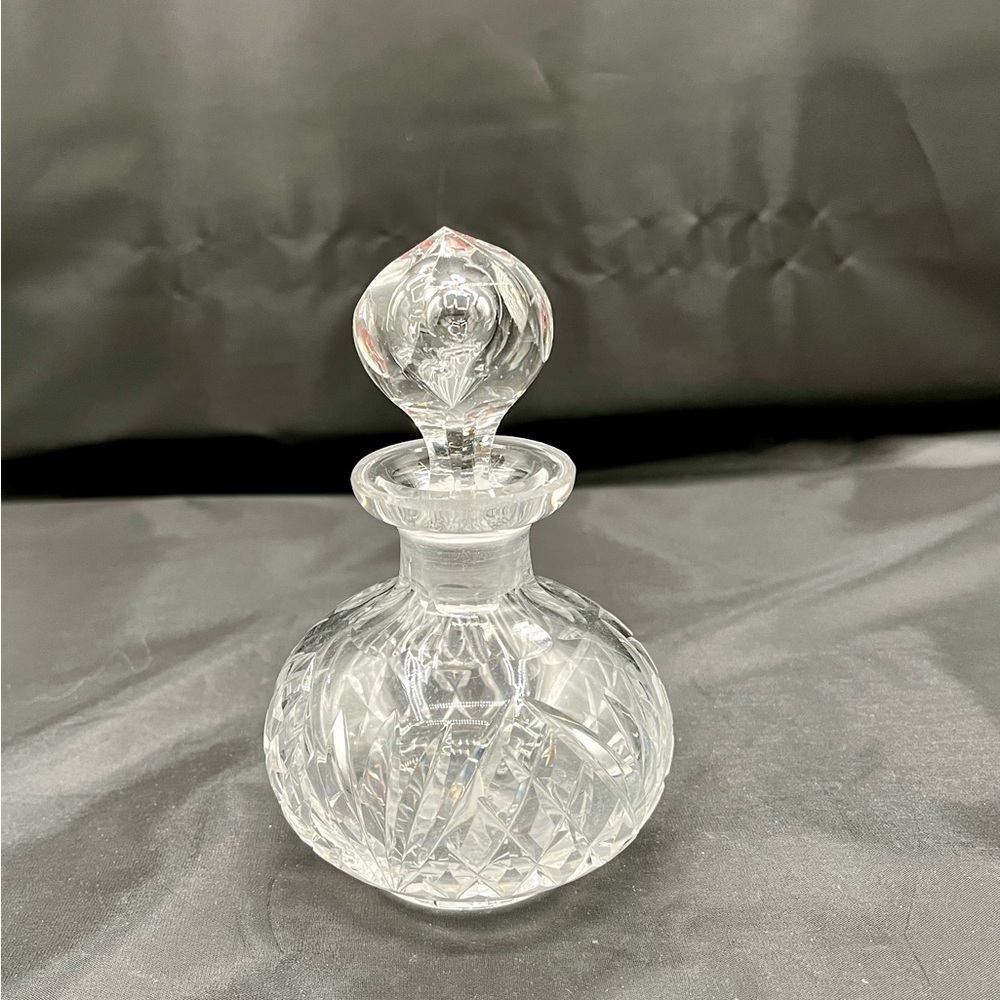 Vintage Crystal Glass Perfume Bottle With Stopper H 5.5 Inches